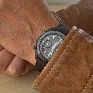 Omega Speedmaster Dark Side Of The Moon perfektes Fullset mit Faltschließe